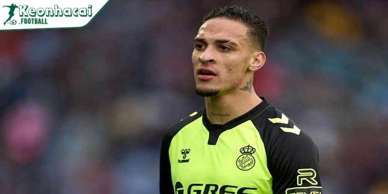Giám đốc Real Betis chính thức lên tiếng về Antony