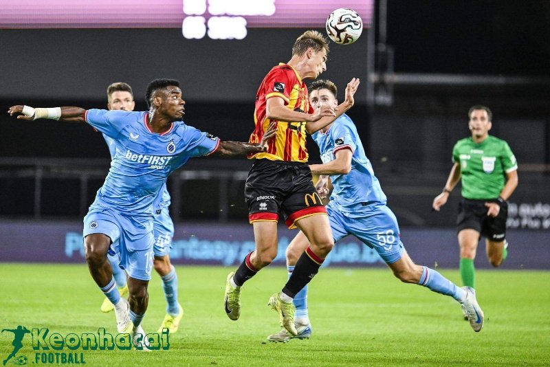 Soi kèo Salzburg vs Club Brugge KV - 0h00 ngày 07/8 