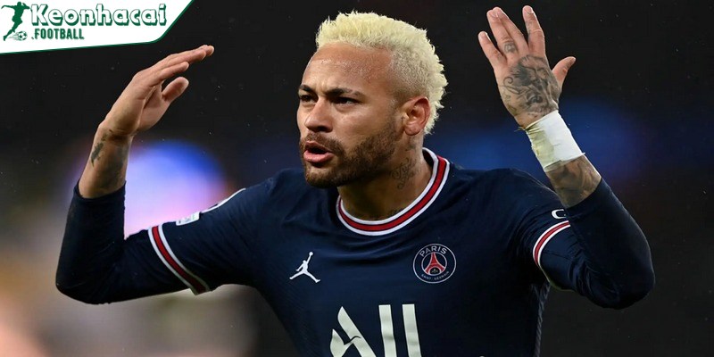 Neymar sống cởi mở, hài hước hay chia sẻ hình ảnh cuộc sống đời thường