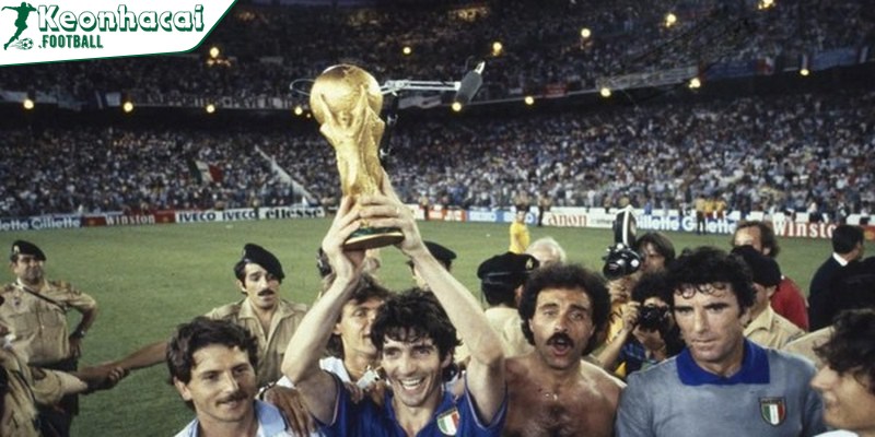 Các trận đấu của World Cup 1982 được tổ chức tại 17 sân vận động