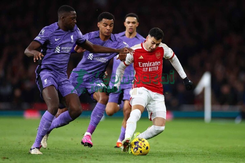 Soi kèo Arsenal vs Liverpool - 3h00 ngày 09/01  