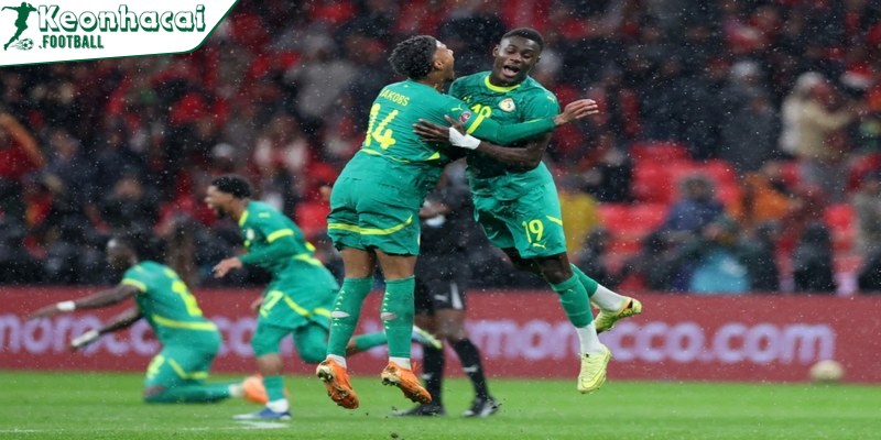Morocco nỗ lực trong tuyệt vọng, Senegal bảo vệ thành quả