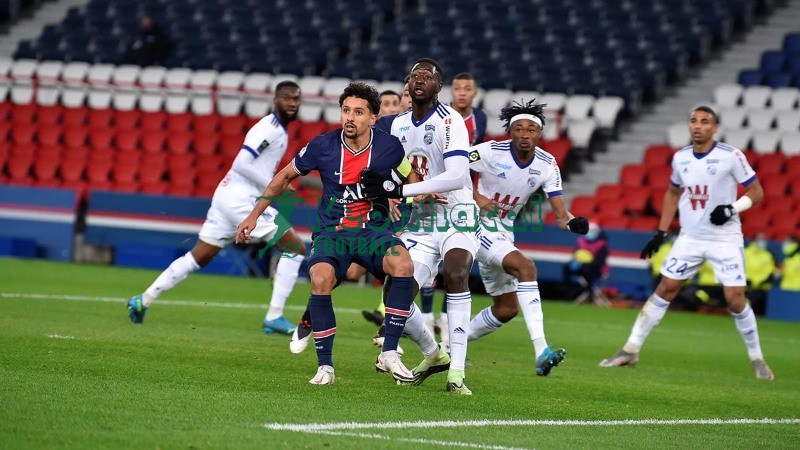 Soi kèo Strasbourg vs PSG - 2h45 ngày 02/02 