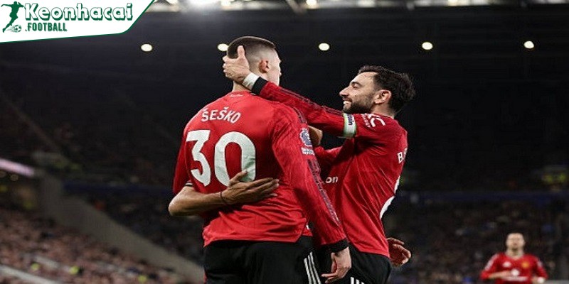 Củng cố vị trí Top 5, mở ra hy vọng Champions League