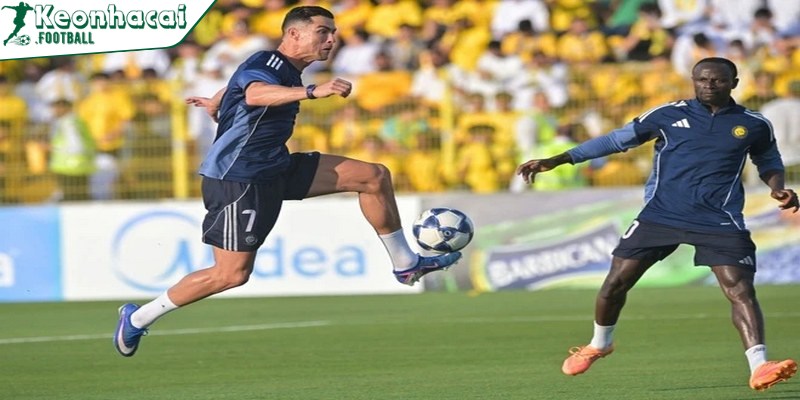 Al Nassr cân nhắc đôn Ronaldo Jr lên đội một 