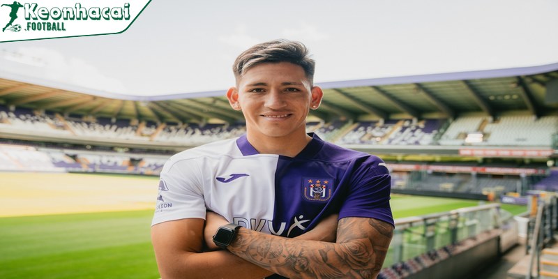 Luis Vazquez phải đối mặt với sự cạnh tranh khốc liệt hơn rất nhiều