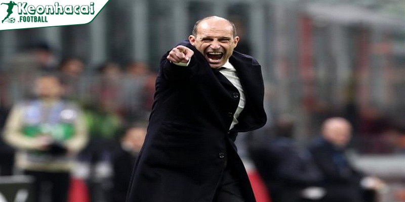 AC Milan tụt lại trong cuộc đua Scudetto