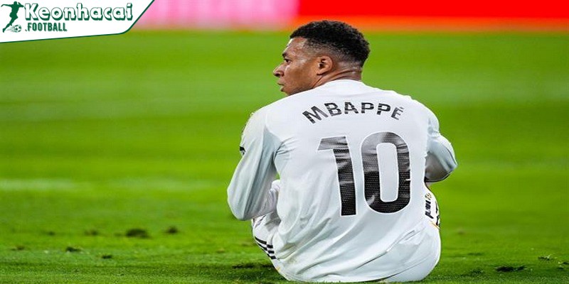 Real Madrid xác nhận chấn thương nghiêm trọng của Mbappe