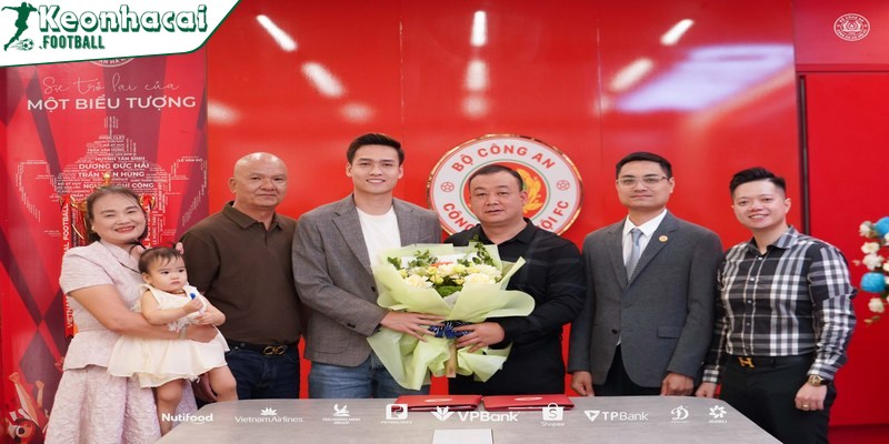 CAHN “trói chân” Bùi Hoàng Việt Anh bằng hợp đồng dài hạn