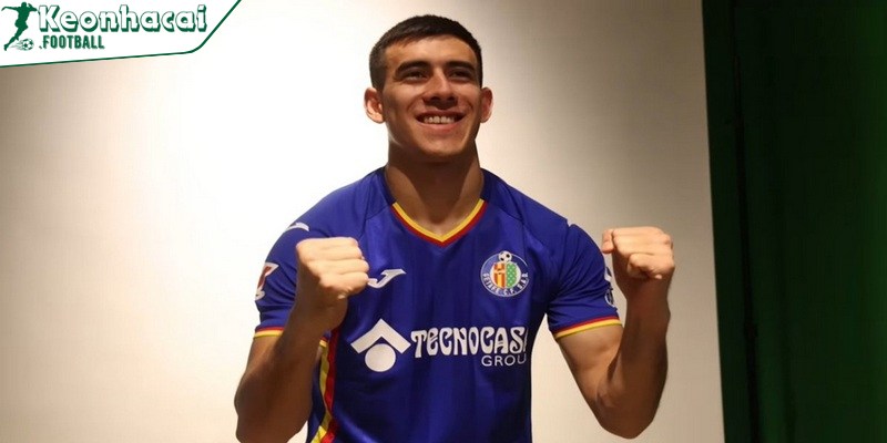 Zaid Romero là một cầu thủ bóng đá chuyên nghiệp