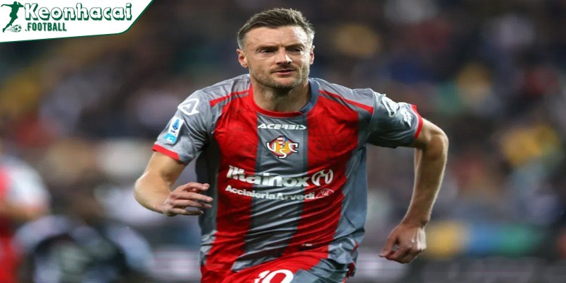 Huyền thoại Jamie Vardy đứng trước ngày trở lại Leicester City 2 Jamie Vardy nhiều khả năng rời Cremonese