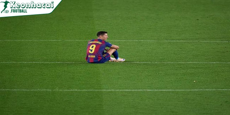 Lewandowski khép lại hành trình tại Barcelona