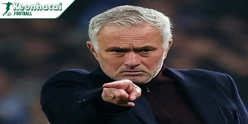 Cuộc bầu cử chủ tịch Real Madrid thu hút sự chú ý